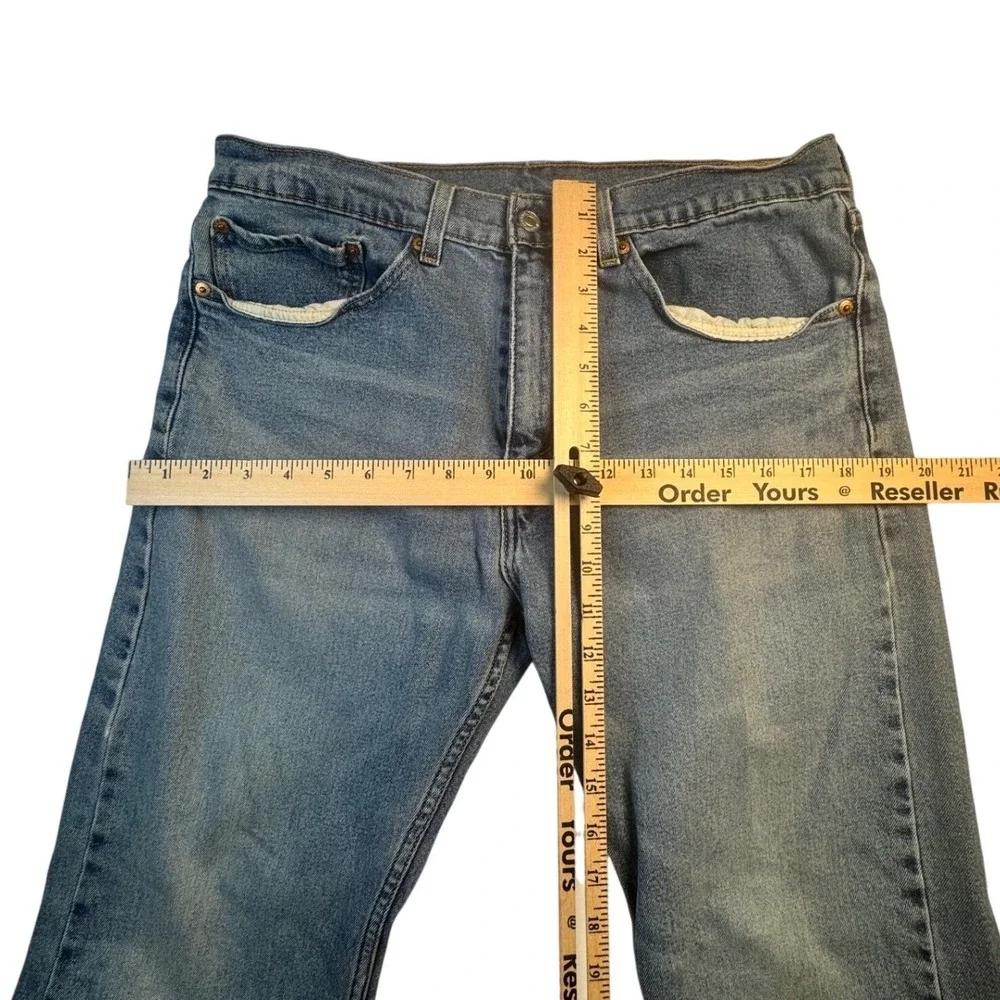 Levis 505 Regular Fit Straight‎ Leg Jeans Mens 34x32 Medium Wash Blue 00505-1994